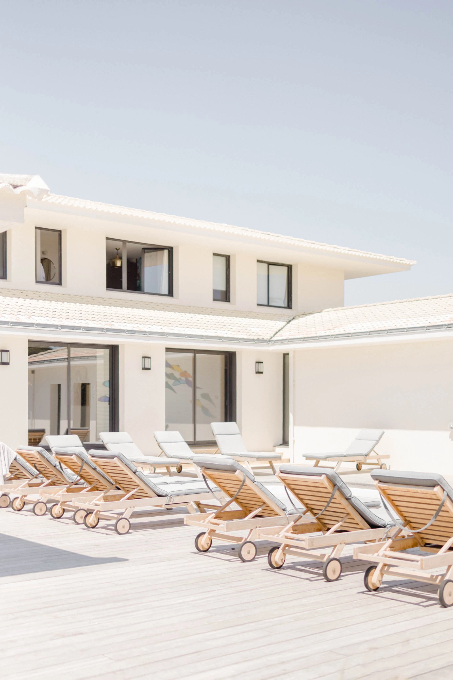 chaise longue planche balcon marron gris